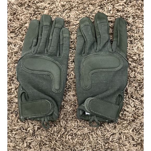 US Army Combat Gloves Type II Capacitive Green NSN 8415-01-6018-150 Size Medium - Picture 2 of 3